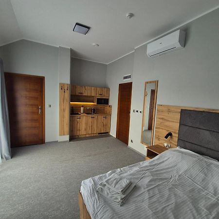 Lake View Apartamenty Бродниця Екстер'єр фото