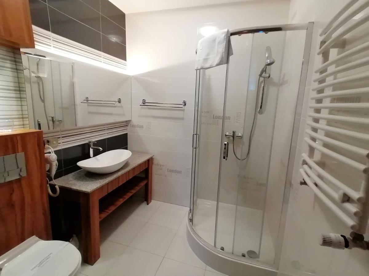 Lake View Apartamenty Бродниця Екстер'єр фото